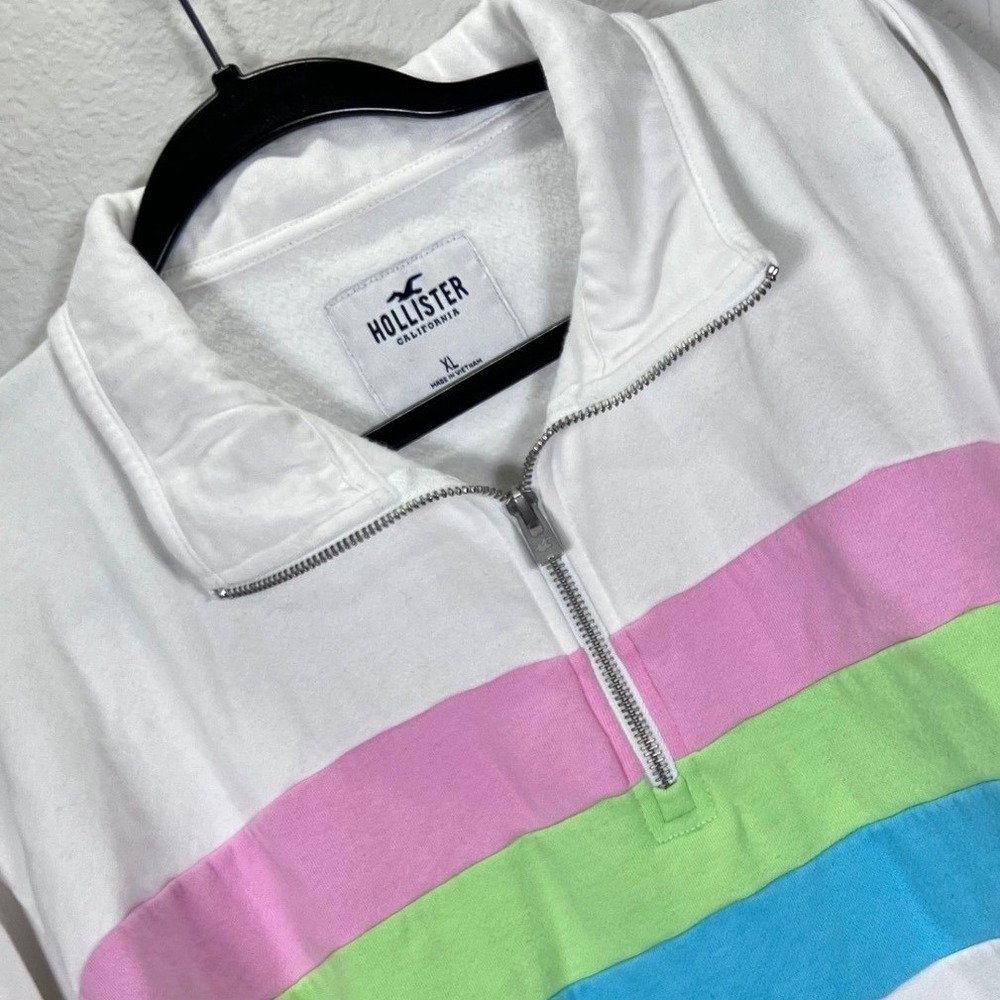 Hollister Pullover Sweatshirt Pastel Stripe 1/4 Zip Collar‎ XL